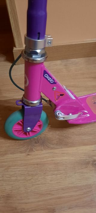 Patinete Oxelo niña rosa y morado