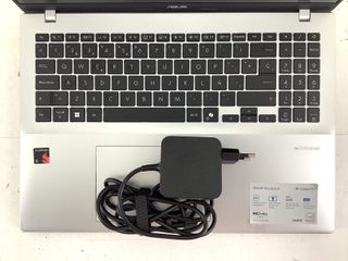 pc portatil asus f1607