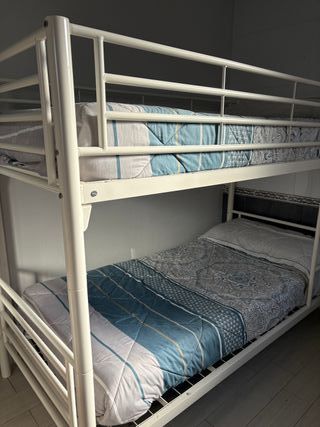 Litera metálica El Corte Inglés.