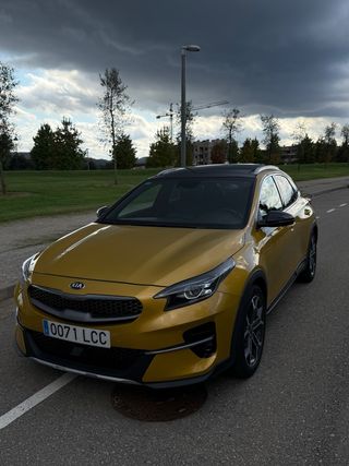 KIA XCeed 2019 Quantum Yellow
