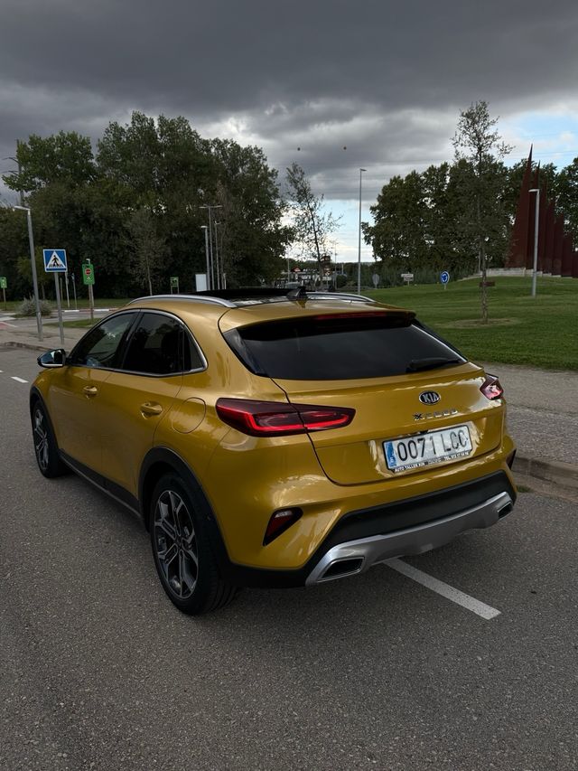KIA XCeed 2019 Quantum Yellow
