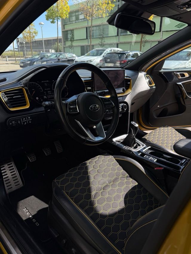 KIA XCeed 2019 Quantum Yellow