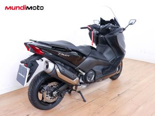YAMAHA T-MAX 530  