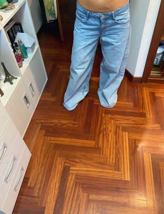 Pantalones vaqueros anchos