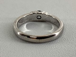 anillo oro 18k con piedra con diamante