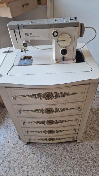 Máquina de coser Alfa Super Automática