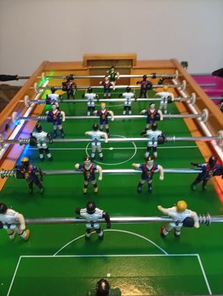 Futbolín con ruedas , luces LED de neon