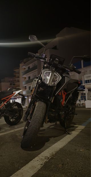 KTM Duke 125 2023 16.000kms