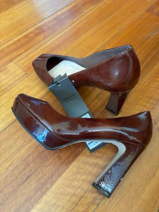 Zapatos de tacón marrones Cortefiel