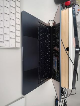 MacBook Air M3 2024 24GB RAM 500GB Disco Gris