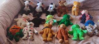 Lote de peluches variados