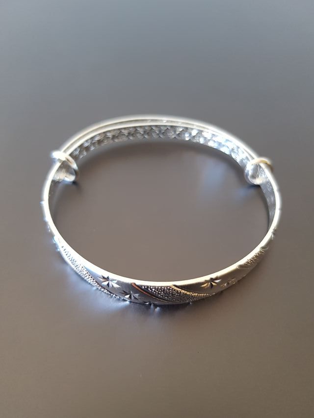Brazalete Ajustable Grabado y Chapado en Plata