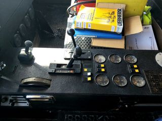 GRUA LIEBHERR  LTM1120  120 toneladas