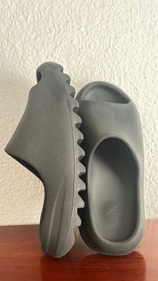 Adidas Sandalias Grises