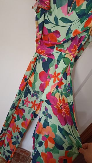 Mono de flores Zara