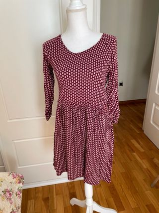 Vestido estampado plumas burdeos talla M