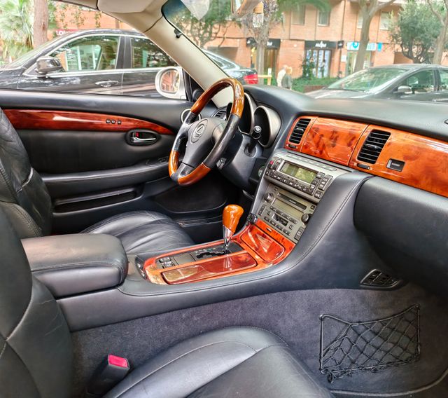 Lexus SC 2004 IMPECABLE, COMO NUEVO.