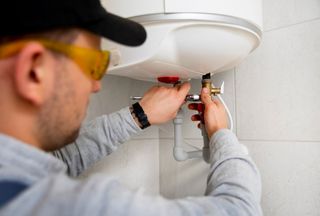 Electricista / Fontanero 24h Maresme