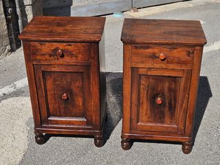 Coppia comodini Carlo X noce massello