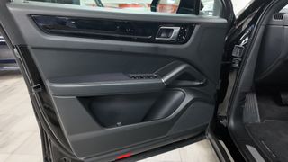 Porsche Cayenne Coupe E-Hybrid 3.0 v6 462cv 2020