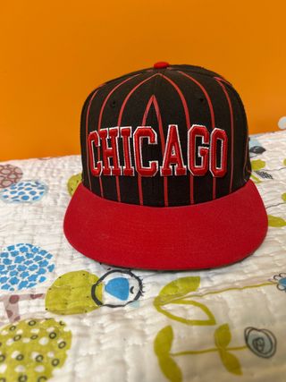 Gorra Chicago Negra y Roja