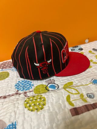 Gorra Chicago Negra y Roja