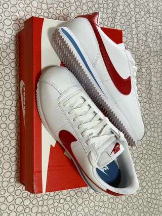 Zapatillas Nike Cortez Blancas y Rojas