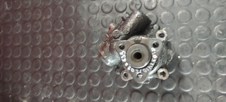 Bomba dirección 8D0145156K Volkswagen Passat (B5)