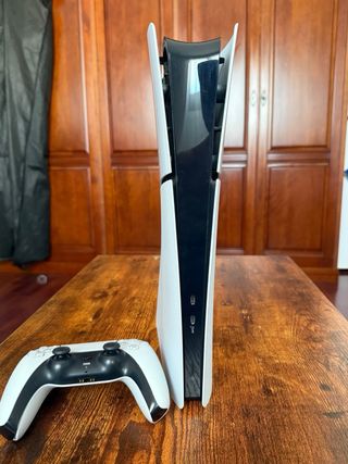 PS5 Slim Digital 