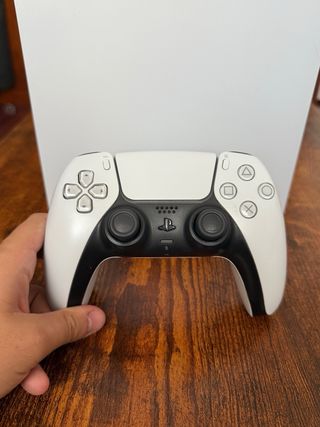 PS5 Slim Digital 