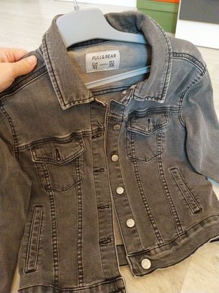 Chaqueta vaquera Pull&Bear gris Talla S