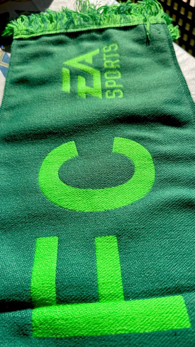 Bufanda EA Sports Oficial 2026