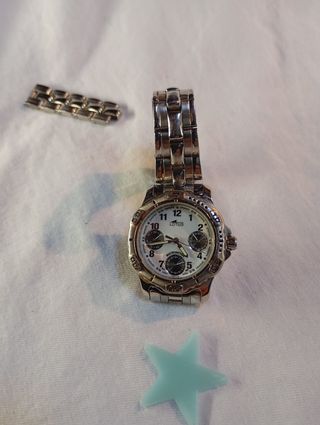 Reloj Lotus Plata y Blanco