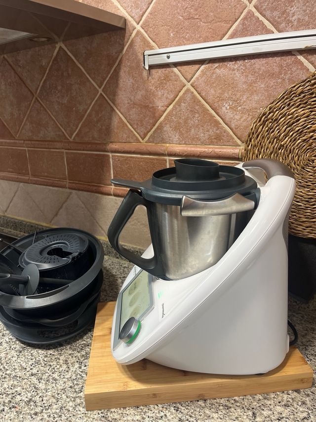 Thermomix TM6 GARANTÍA Fábrica COMO NUEVA