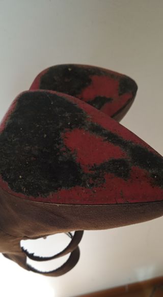 Scarpe con cinturini marroni