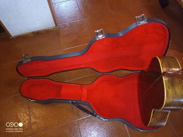 Chitarra classica liuteria Adalid