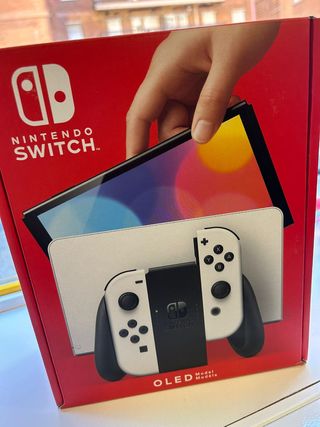 Nintendo Switch OLED Blanca y Negra