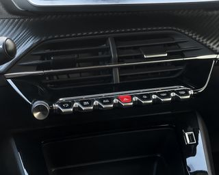 Peugeot 208 Allure 5P 2021