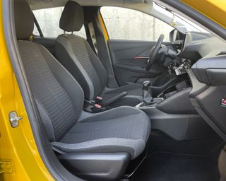 Peugeot 208 Allure 5P 2021