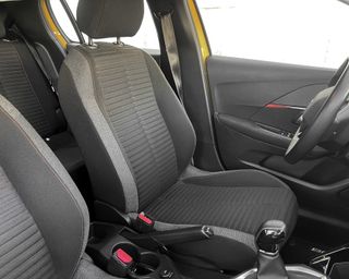 Peugeot 208 Allure 5P 2021