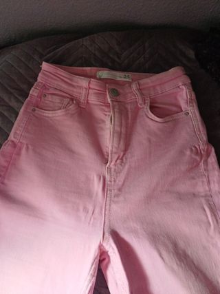 Pantalón vaquero rosa talla 34