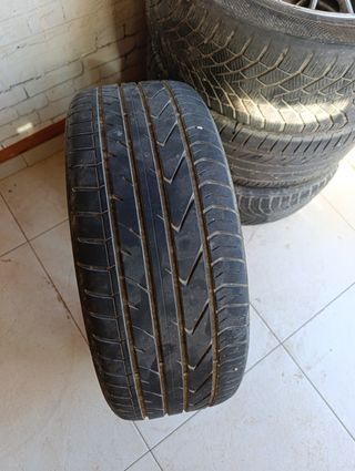4 Neumáticos Usados 225/45 R17 91V
