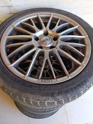 4 Neumáticos Usados 225/45 R17 91V