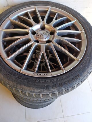 4 Neumáticos Usados 225/45 R17 91V