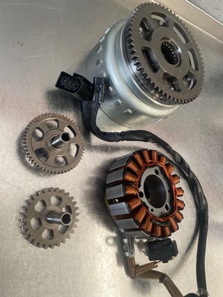 Alternador y volante magnético BMW G310