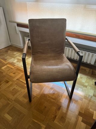 Silla de comedor/despacho cuero y hierro