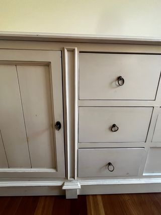 Cómoda de salón de madera