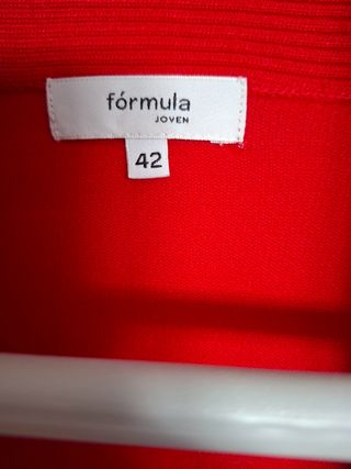 Chaqueta de punto Fórmul roja talla 42