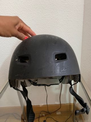 Casco y protecciones patinaje/skate/bicicleta