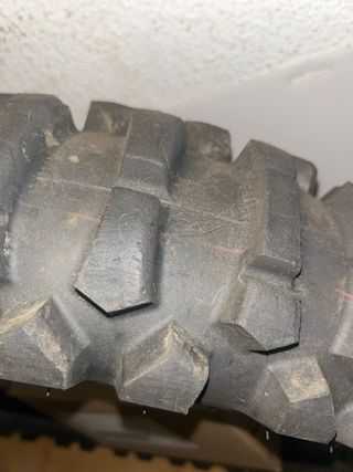 Neumáticos Metzeler Enduro 140/80-18 90/90-21